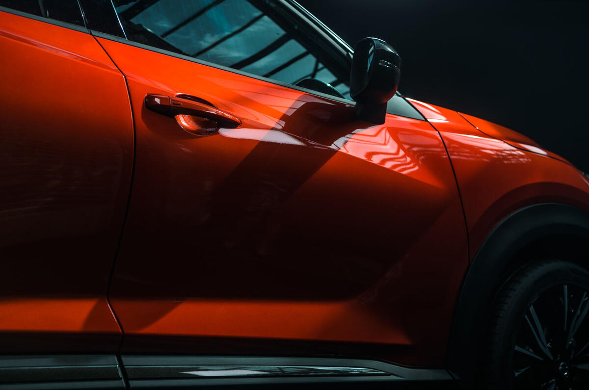 2020 Nissan Juke - static details