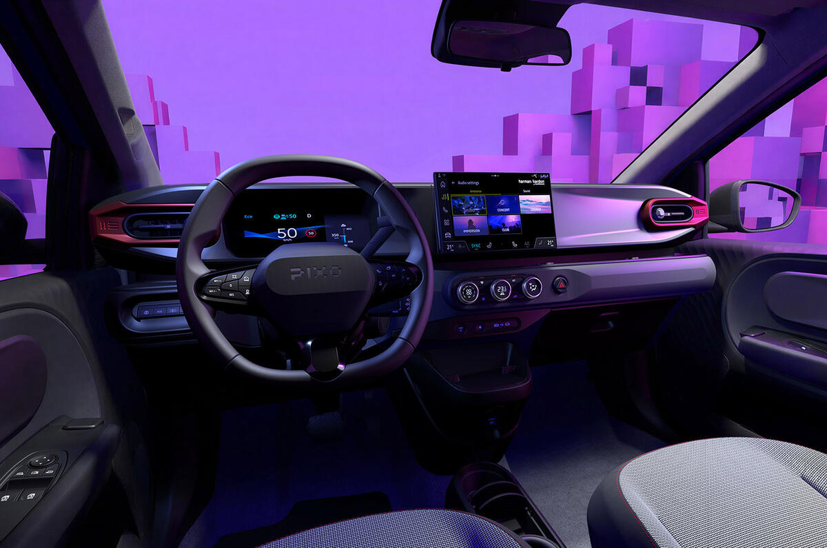 Nissan Pixo 2026 029
