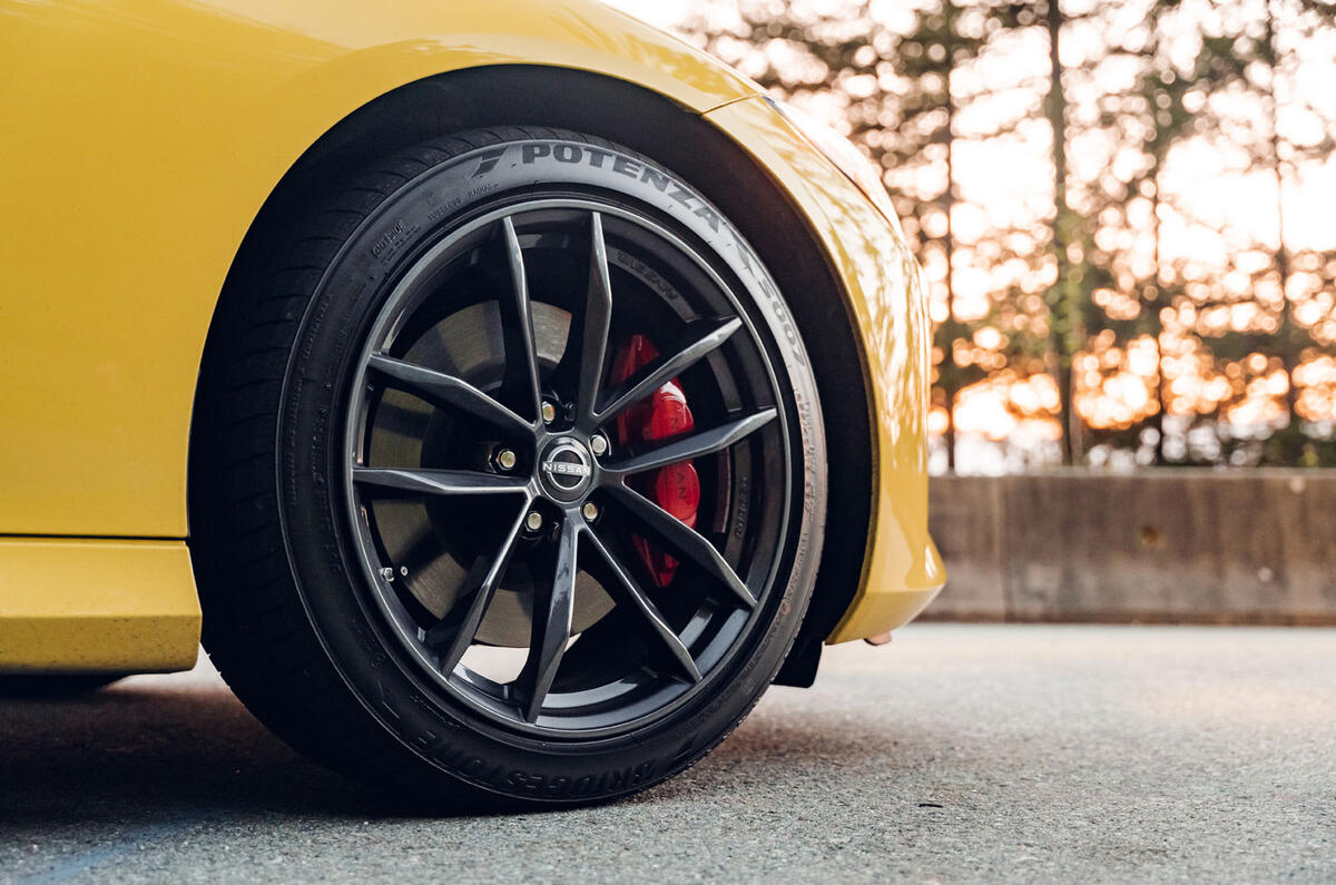 Nissan Z wheel Nissan Z wheel