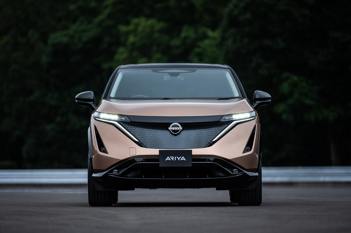 2020 Nissan Ariya - front  2020 Nissan Ariya - front
