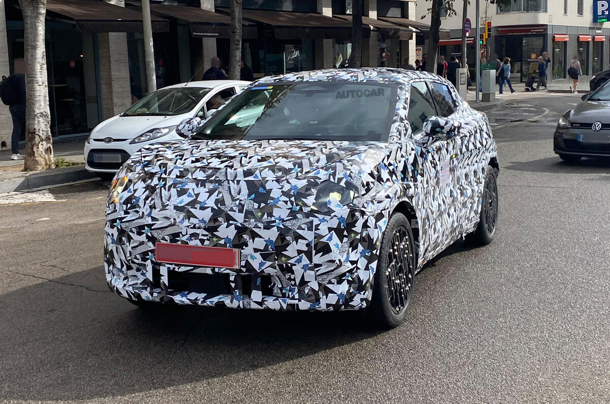 Nissan Juke EV spy shot front 3 4 1