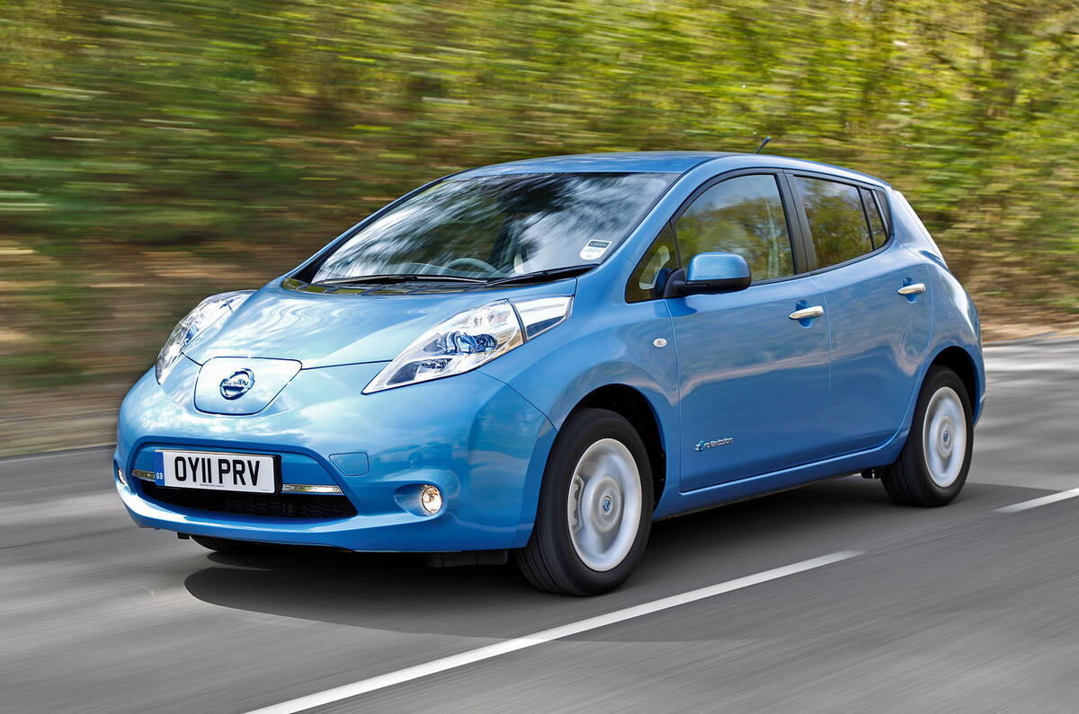 Nissan Leaf front three quarter tracking