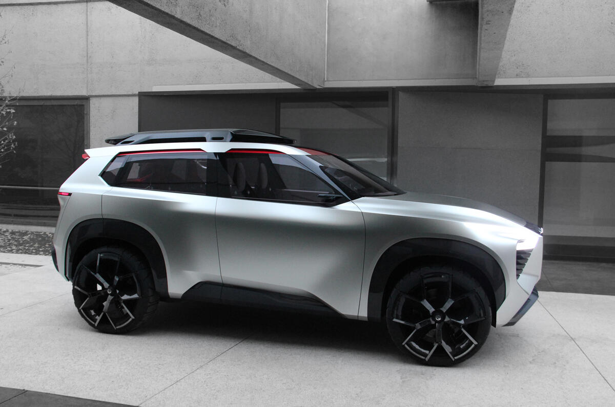Nissan Xmotion concept unveiled
