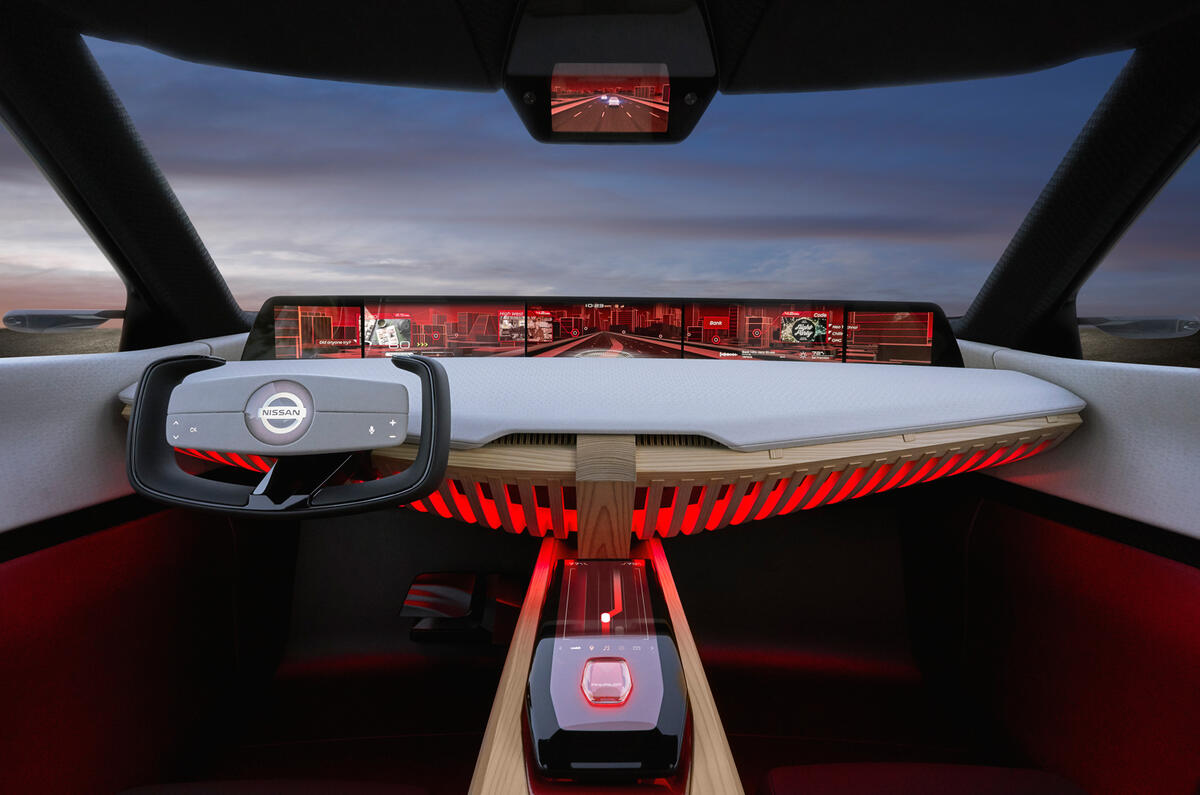 Nissan Xmotion concept unveiled