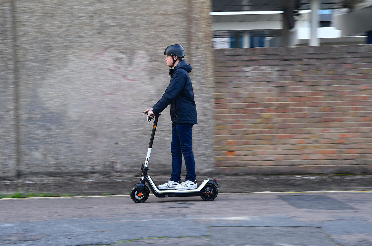 NIU KQi3 Sport 202220221019 2958