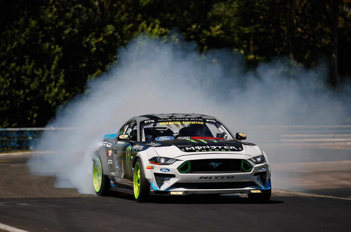 900bhp Ford Mustang RTR is first to drift around the Nurburgring