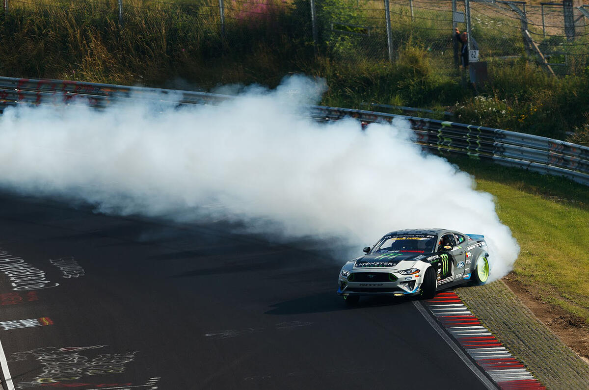 900bhp Ford Mustang RTR is first to drift around the Nurburgring
