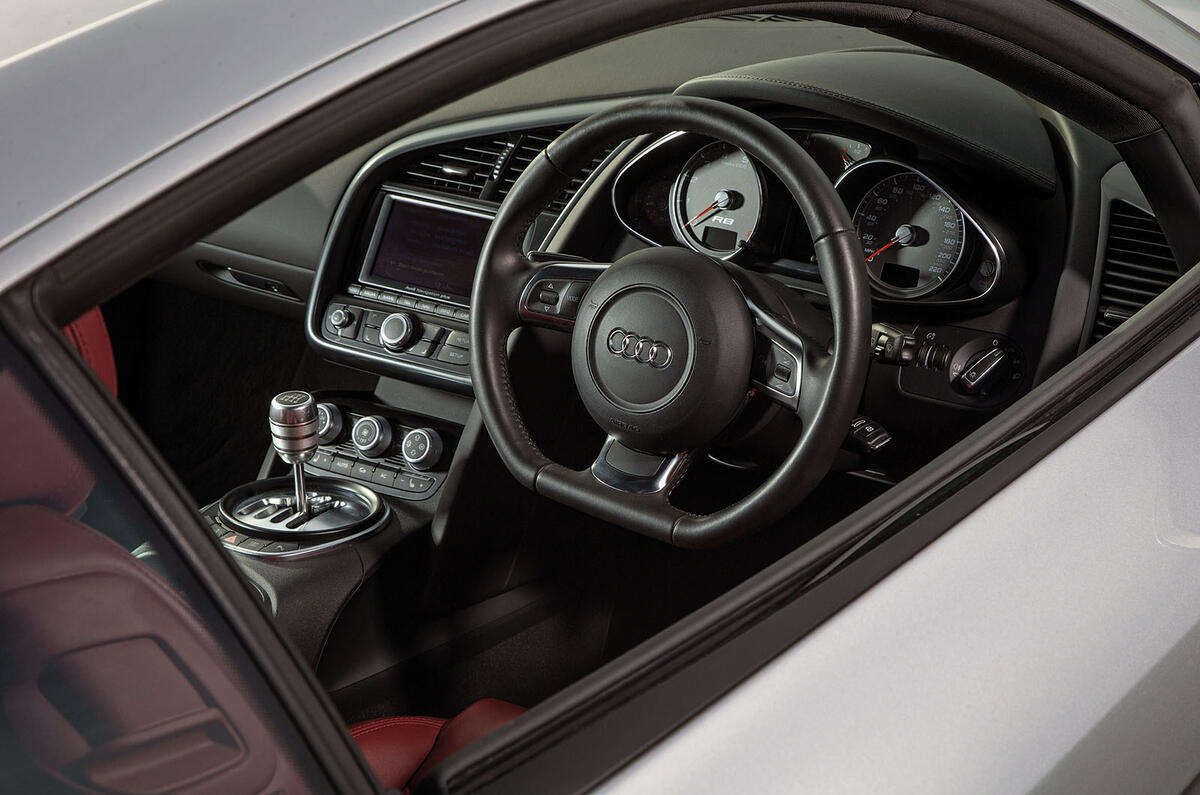 Audi R8 interior