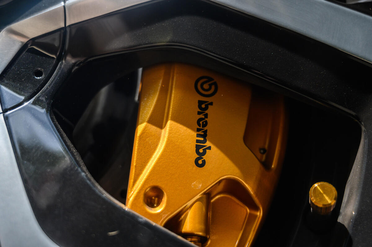 Polestar 2 brakes Polestar 2 brakes