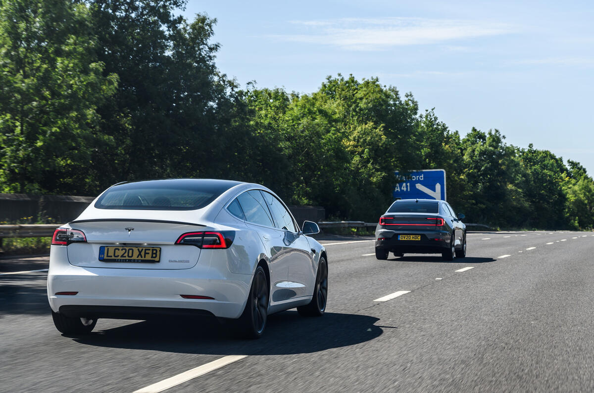 2020 Polestar 2 vs Tesla Model 3 - motorway 2020 Polestar 2 vs Tesla Model 3 - motorway