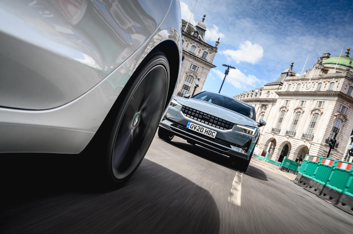 2020 Polestar 2 vs Tesla Model 3 - London 2020 Polestar 2 vs Tesla Model 3 - London