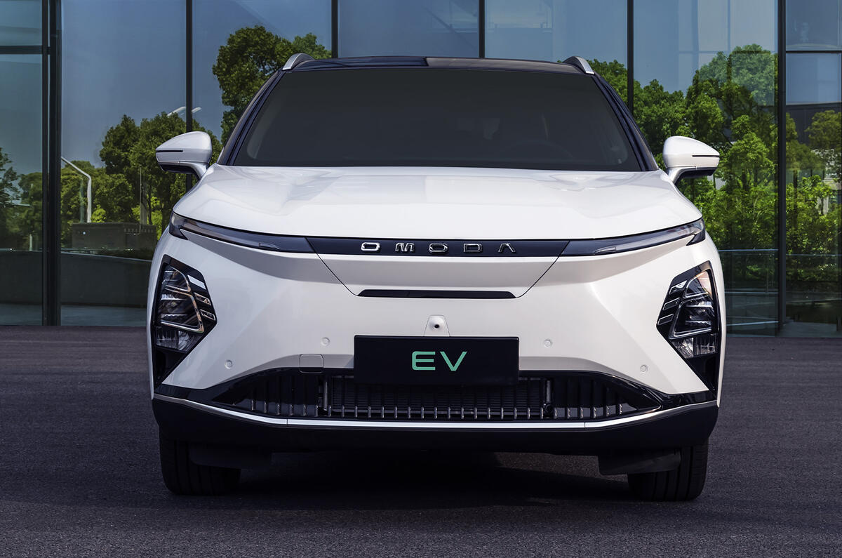 Omoda 5 EV front Omoda 5 EV front
