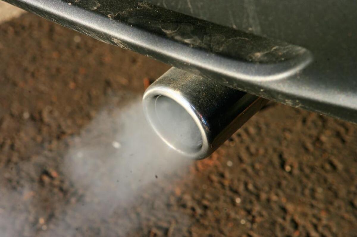 Diesel exhaust pipe