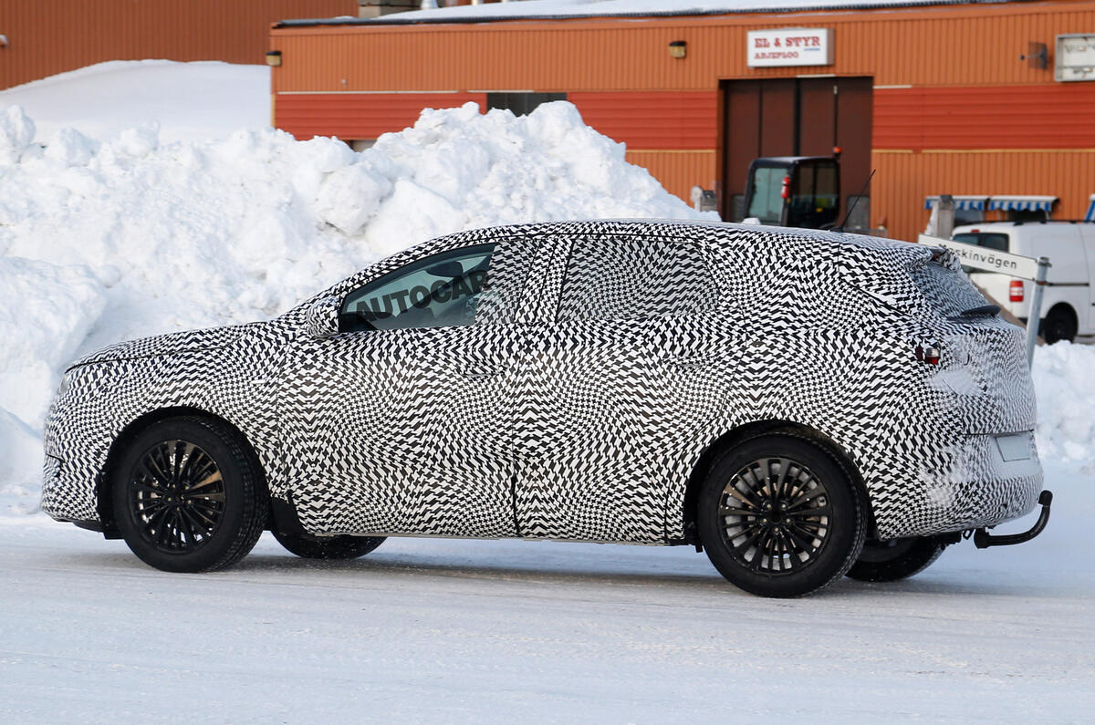 2017 Vauxhall Grandland X to face X-Trail and Kodiaq