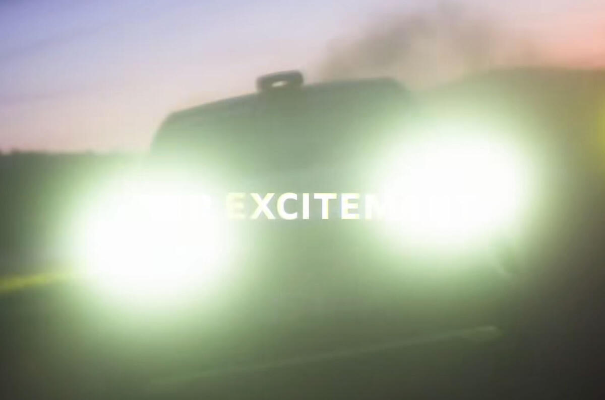 Opel Mokka GSE teaser roof scoop Opel Mokka GSE teaser roof scoop
