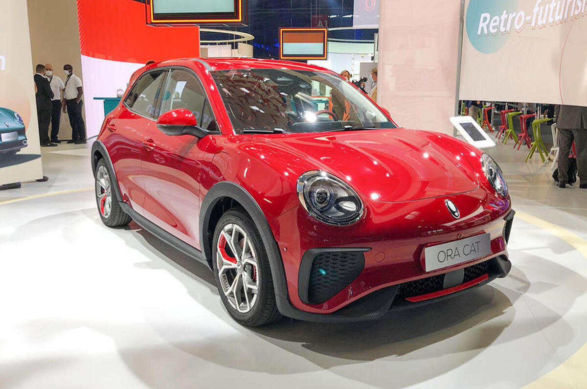 ora cat gt front three quarter