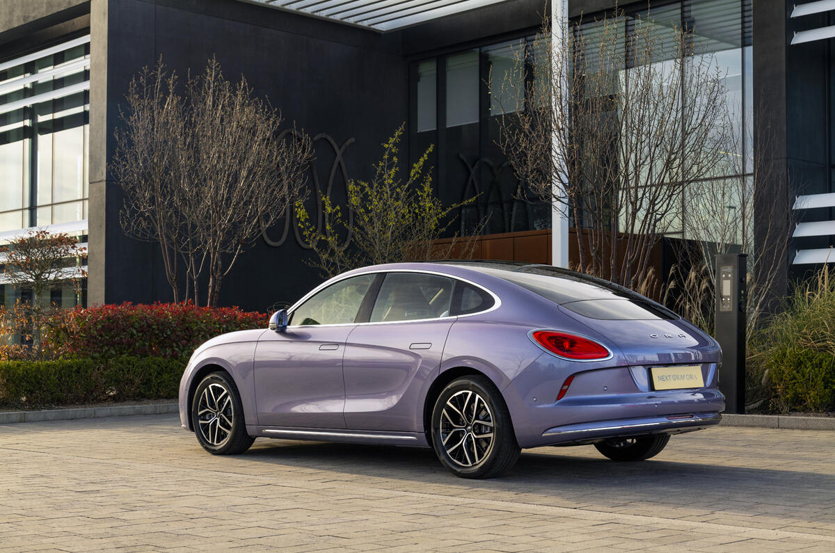 Ora 07 rear parked Ora 07 rear parked