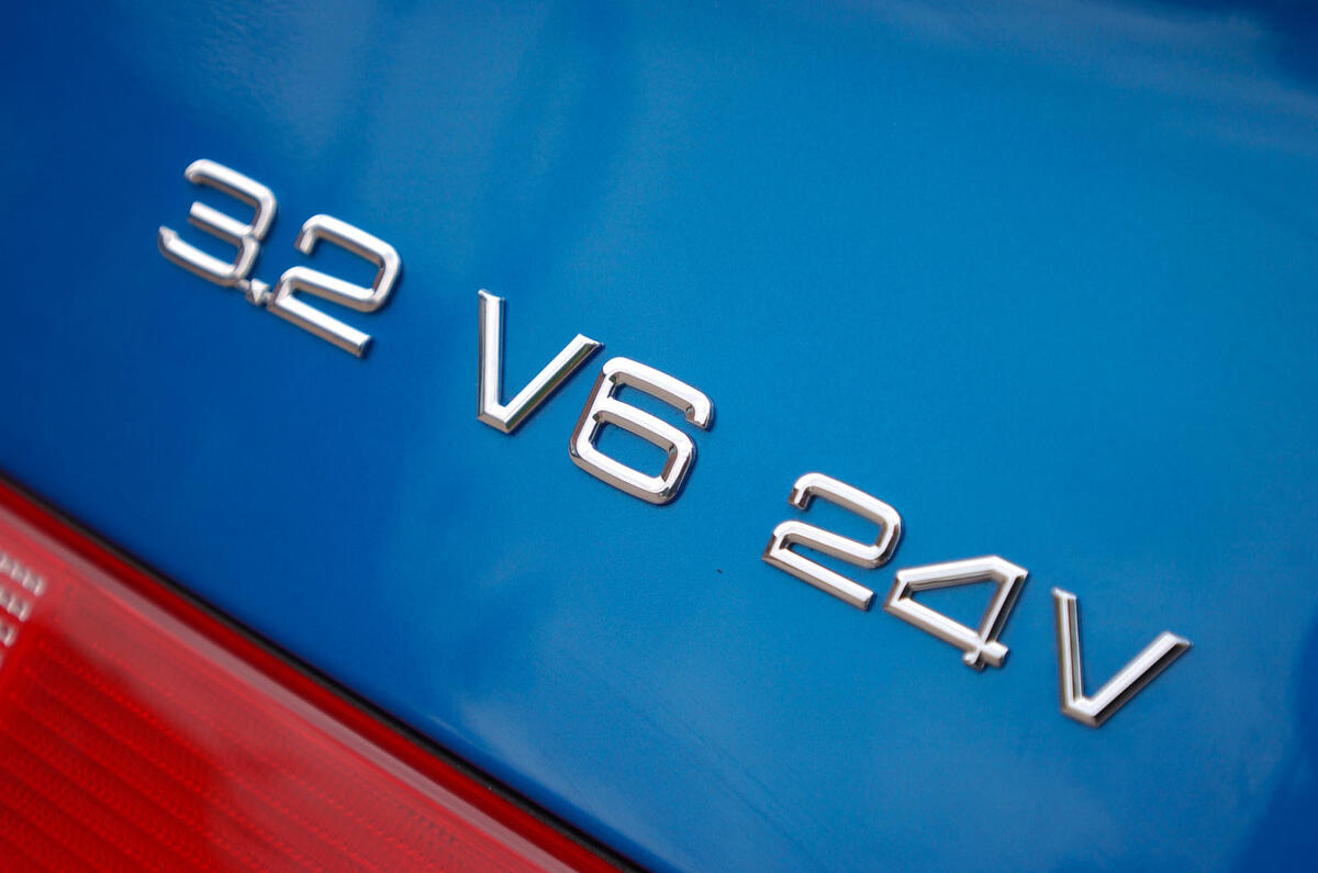 Alfa Romeo GTV - badge