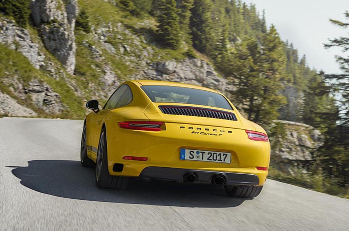 Porsche 911 Carrera T revealed as pared-back special