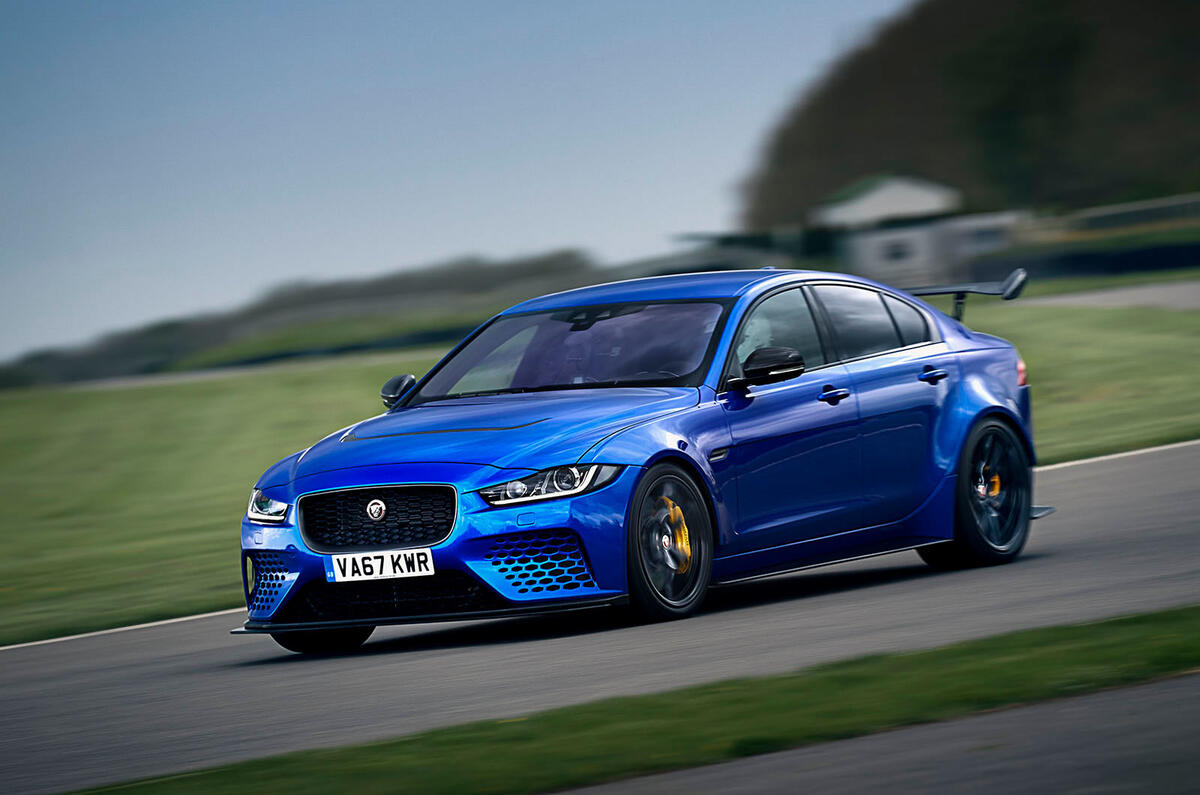Jaguar XE SV Project 8