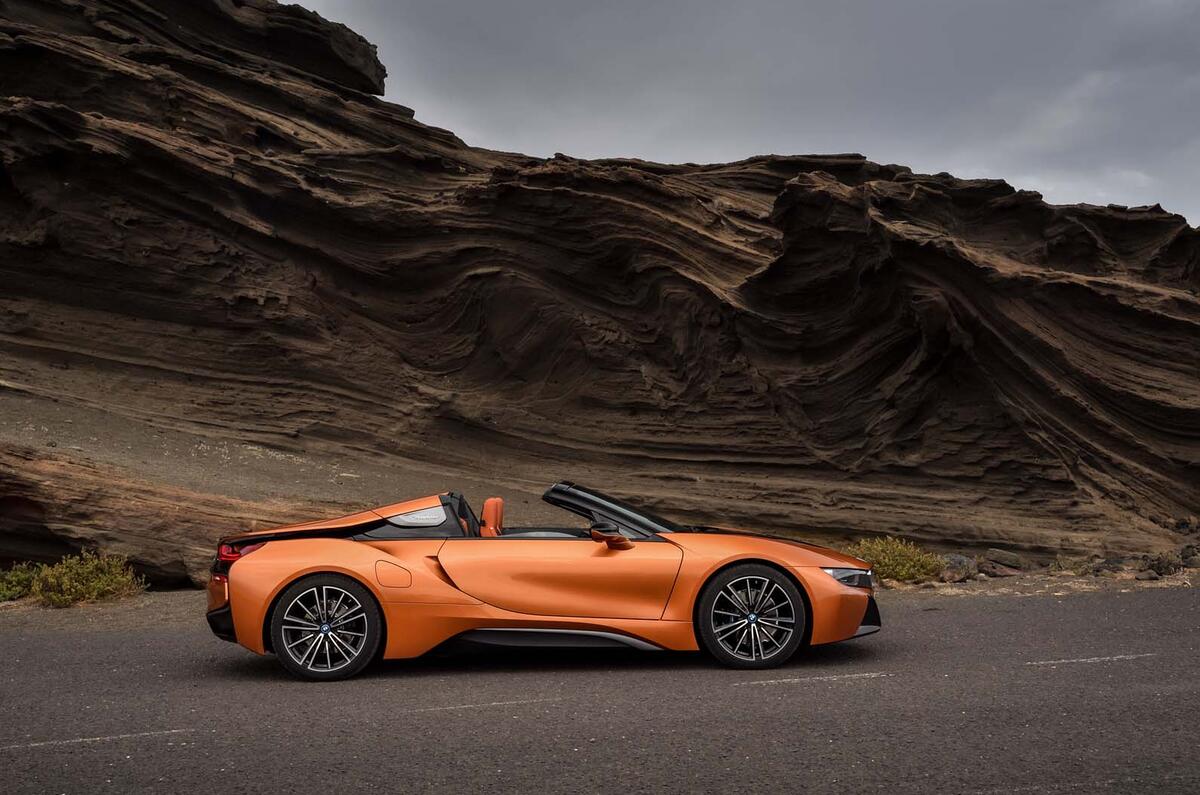 BMW i8 Roadster