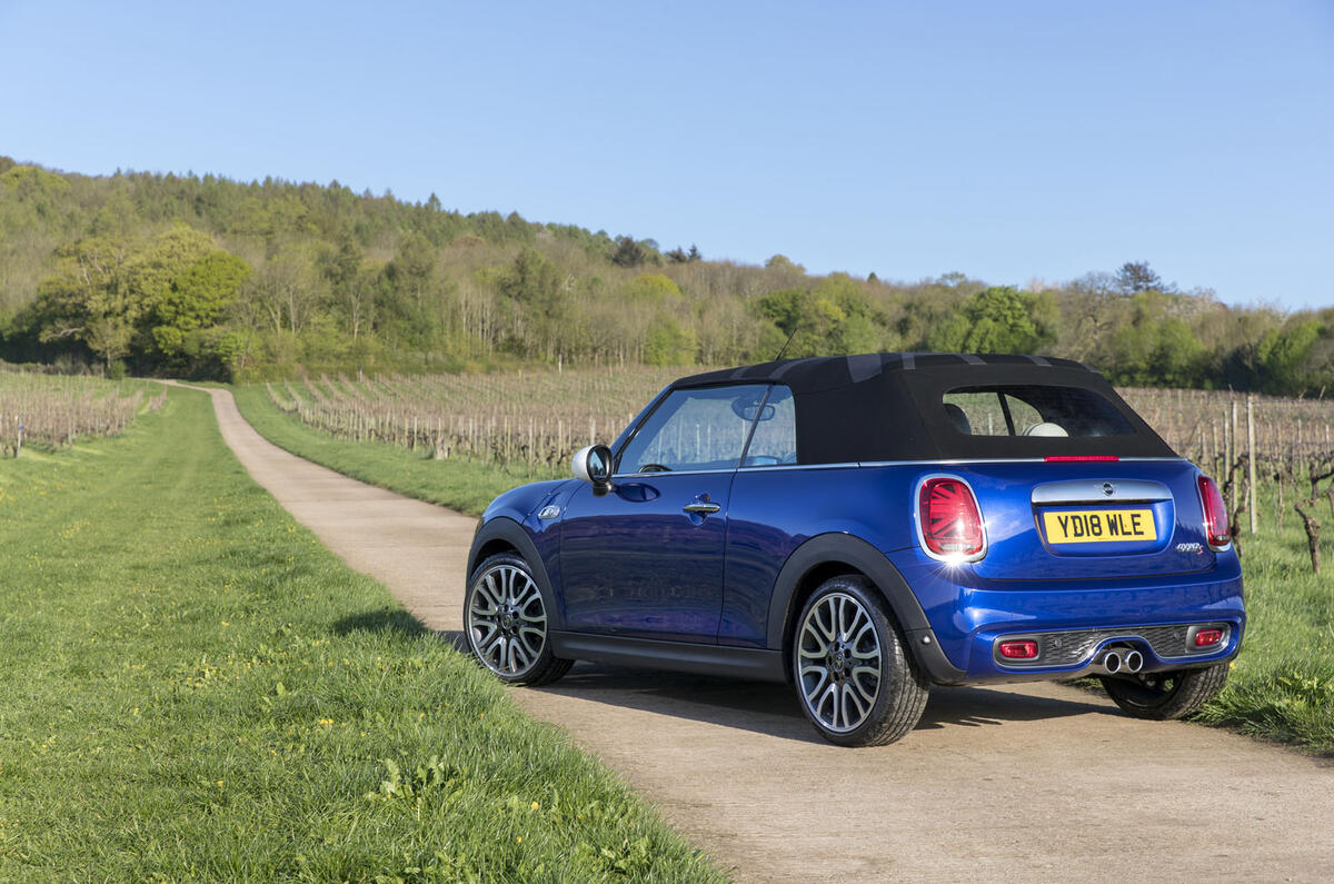 Mini Convertible 25th Anniversary launched in luxurious spec