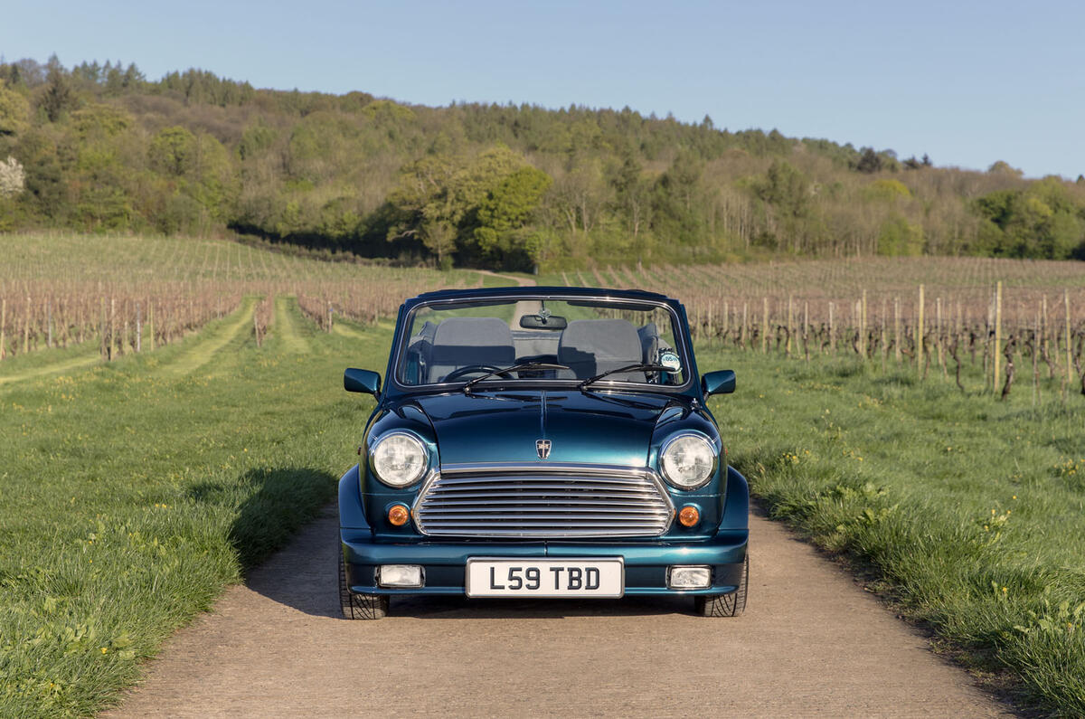 Mini Convertible 25th Anniversary launched in luxurious spec