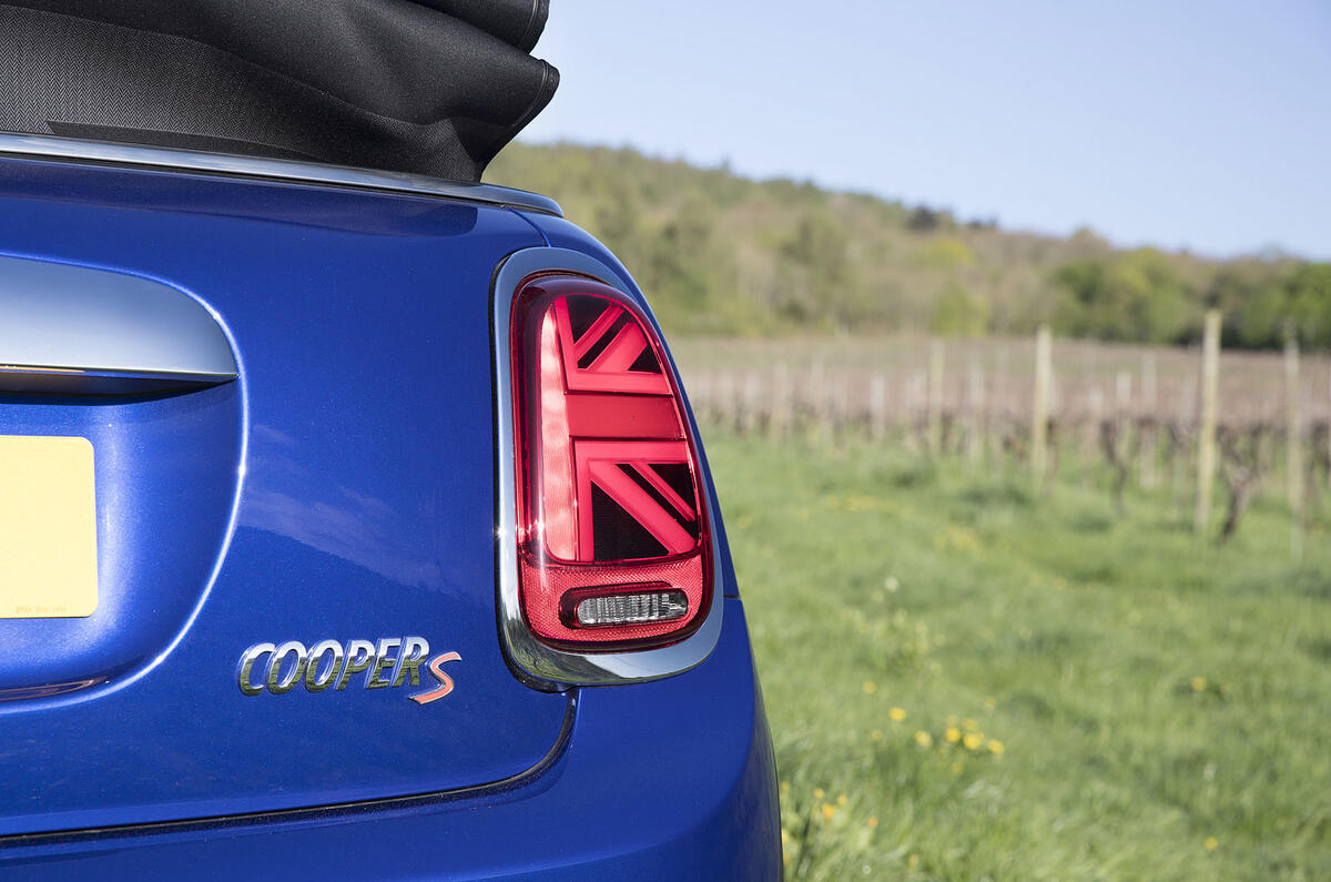 Mini Convertible 25th Anniversary launched in luxurious spec