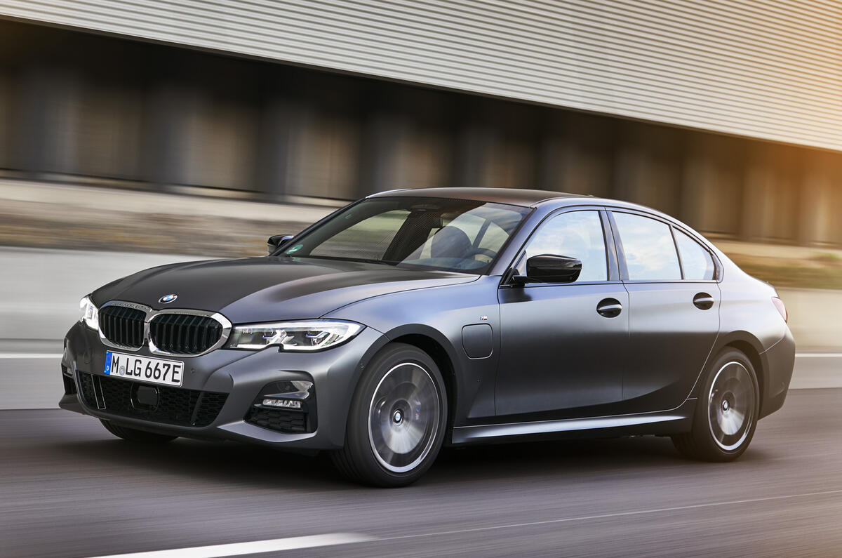 P90359927 highRes bmw 320e sedan 01 20 P90359927 highRes bmw 320e sedan 01 20