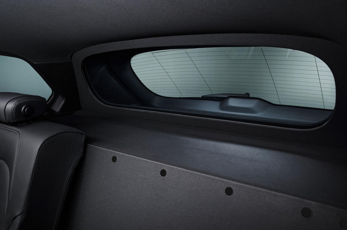 BMW X5 Protection VR6 - rear window