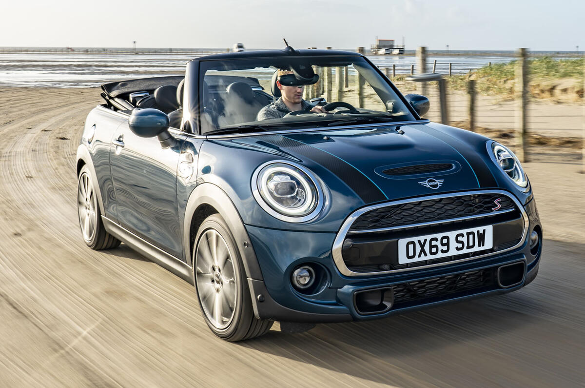2020 Mini Cooper S Convertible Sidewalk edition