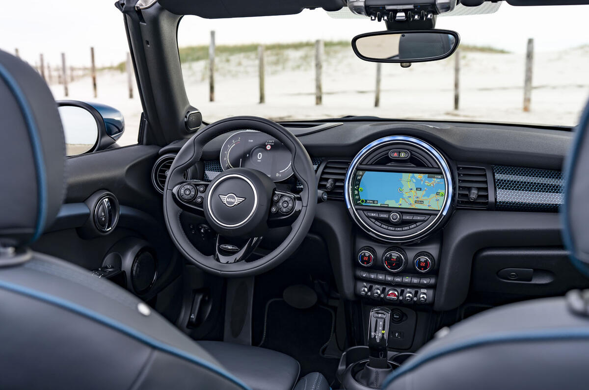 2020 Mini Cooper S Convertible Sidewalk edition