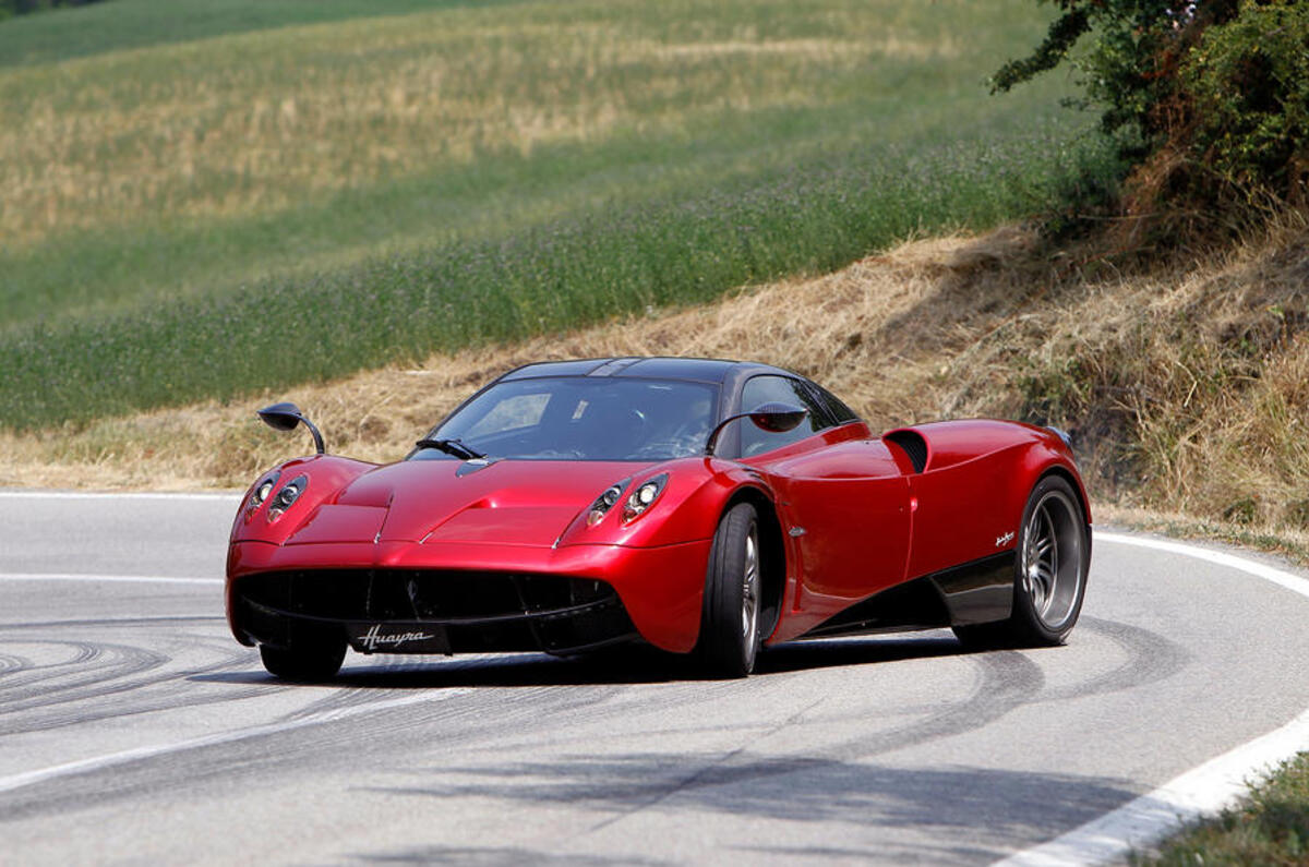 pagani huayra 2012 1 2