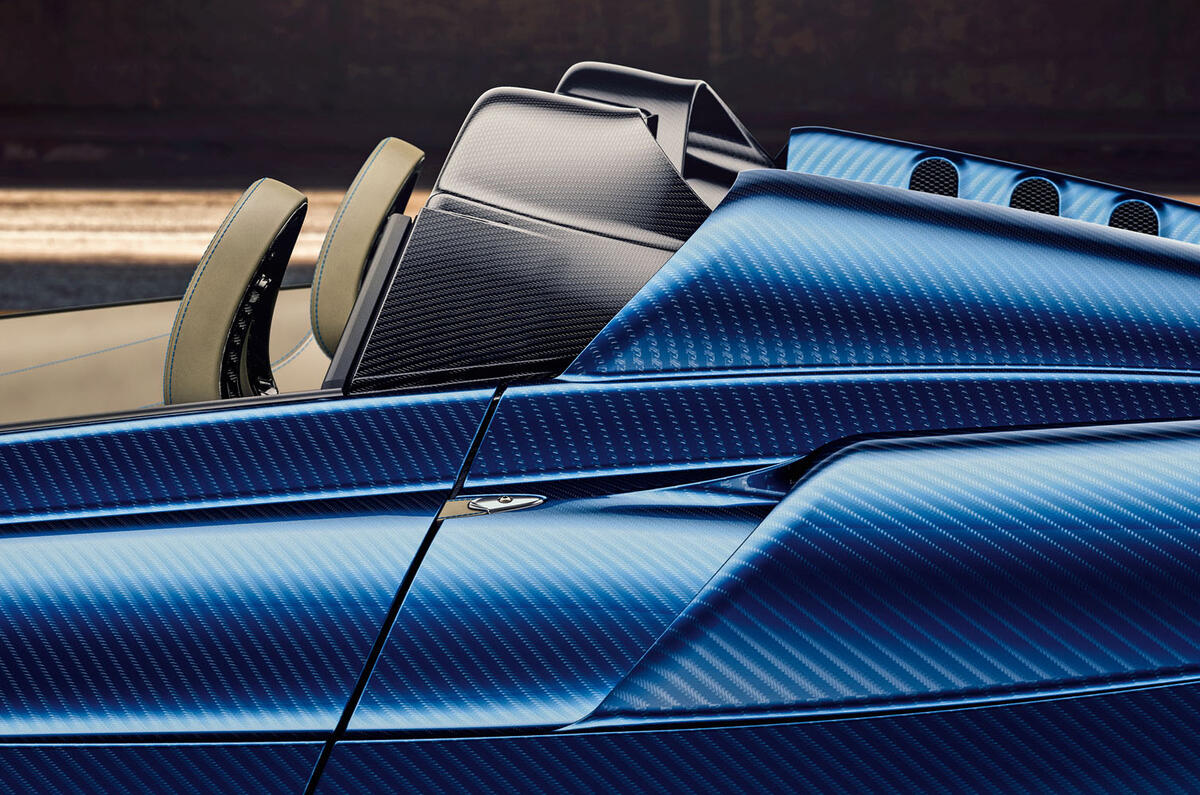 754bhp Pagani Huayra Roadster - extreme 1280kg drop-top hypercar