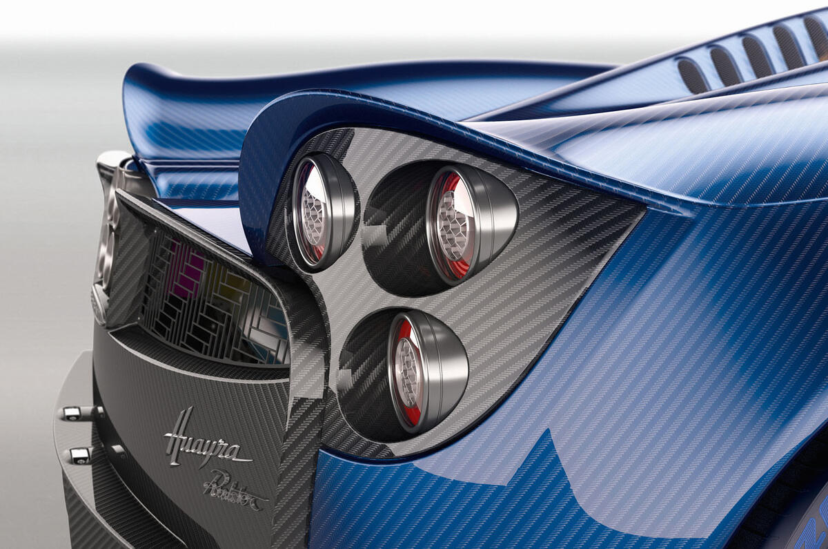 754bhp Pagani Huayra Roadster - extreme 1280kg drop-top hypercar