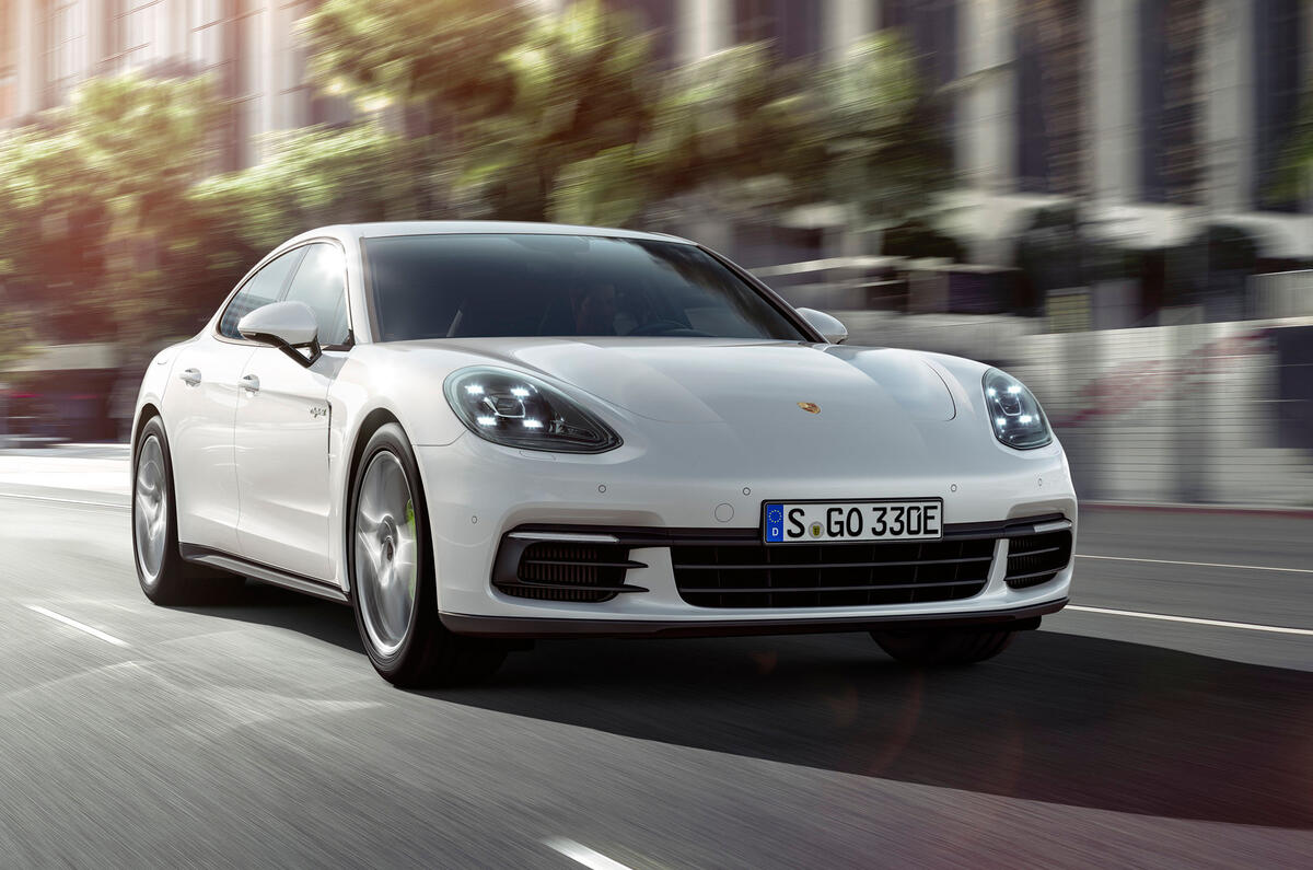 2017 Porsche Panamera 4 E-Hybrid revealed