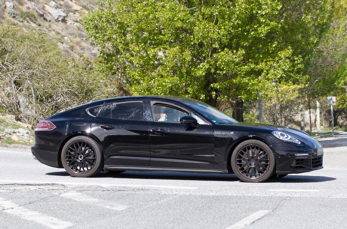 Porsche Panamera spy 2016
