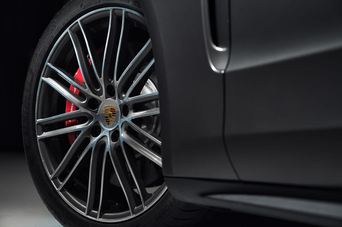 Porsche Panamera Sport Turismo estate