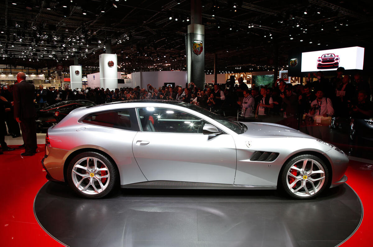 Ferrari GTC4 Lusso T