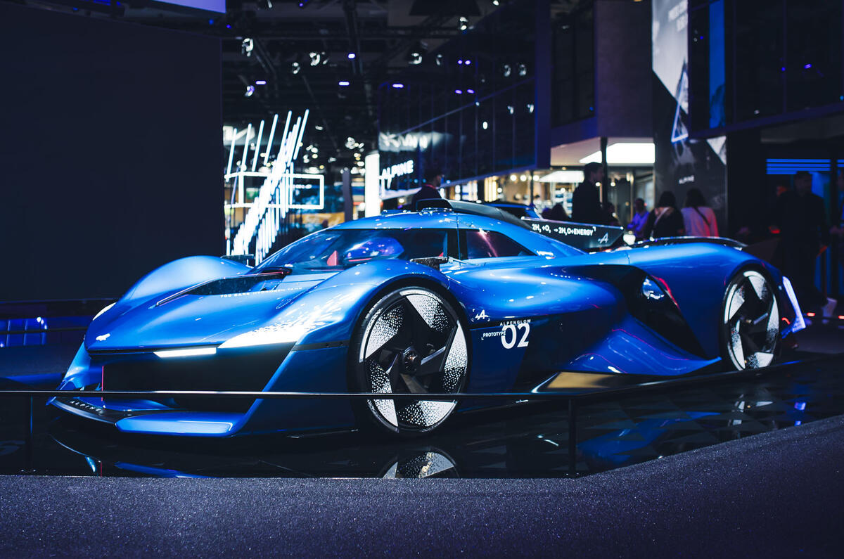 Paris motor show 2024 Alpine Alpenglow Hy6 Paris motor show 2024 Alpine Alpenglow Hy6