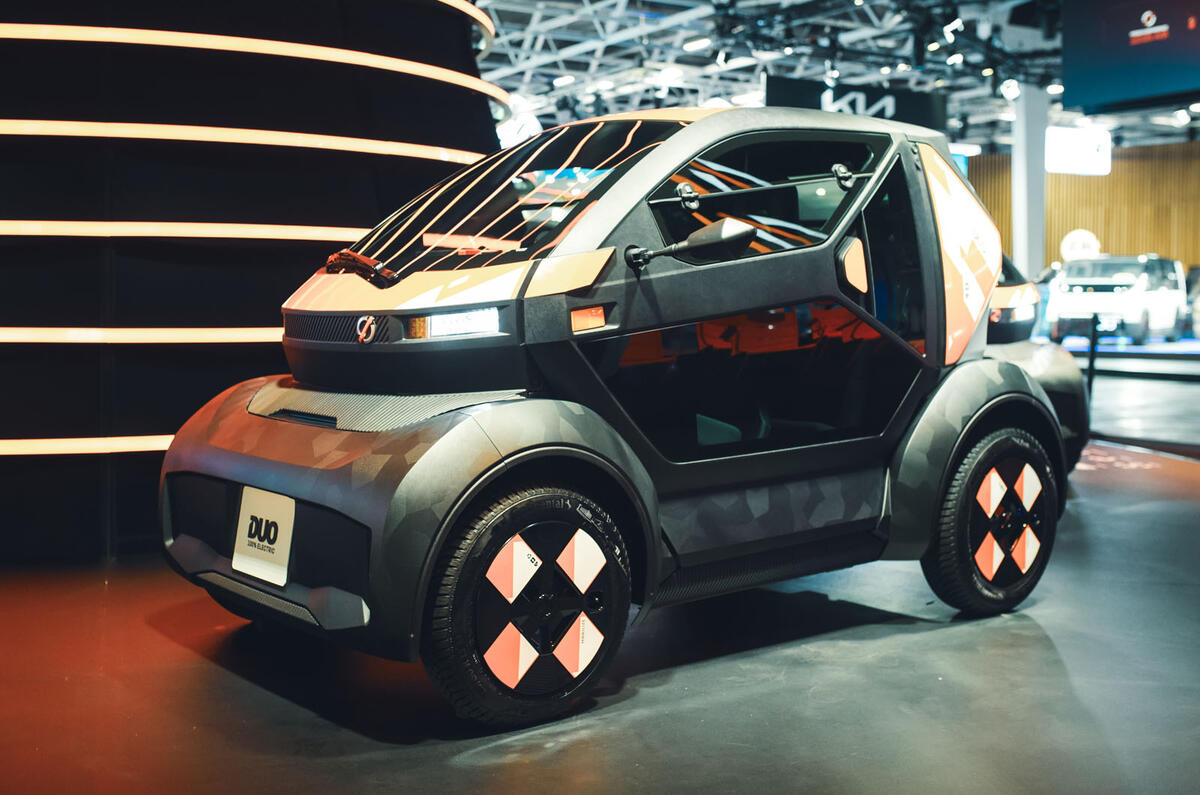 Paris motor show 2024 Mobilize Duo Paris motor show 2024 Mobilize Duo