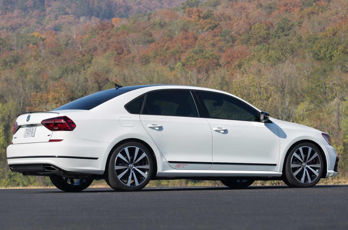 Volkswagen Passat GT concept headed to LA motor show
