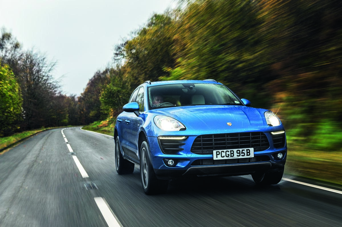 Alfa Romeo Stelvio vs Jaguar F-Pace