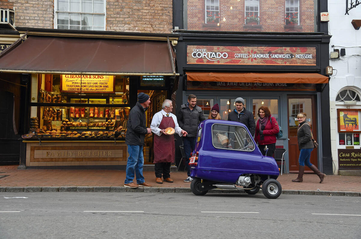 Peel P50 drive