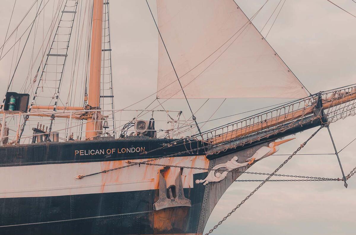 Pelican of London bow