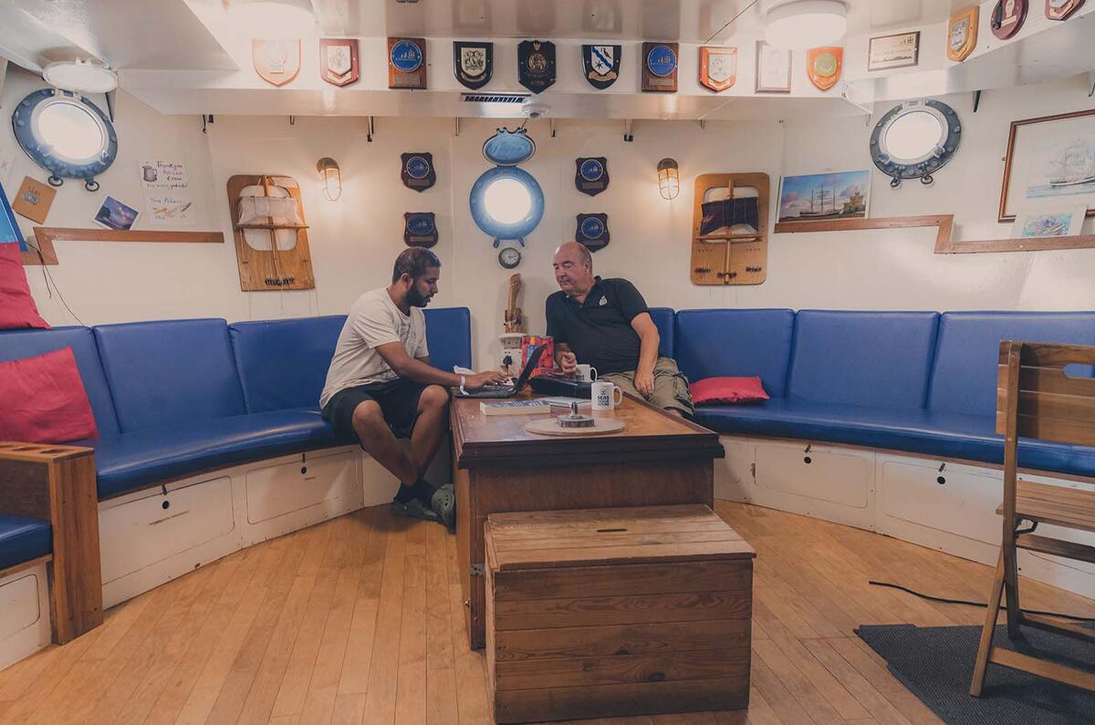 Pelican of London room