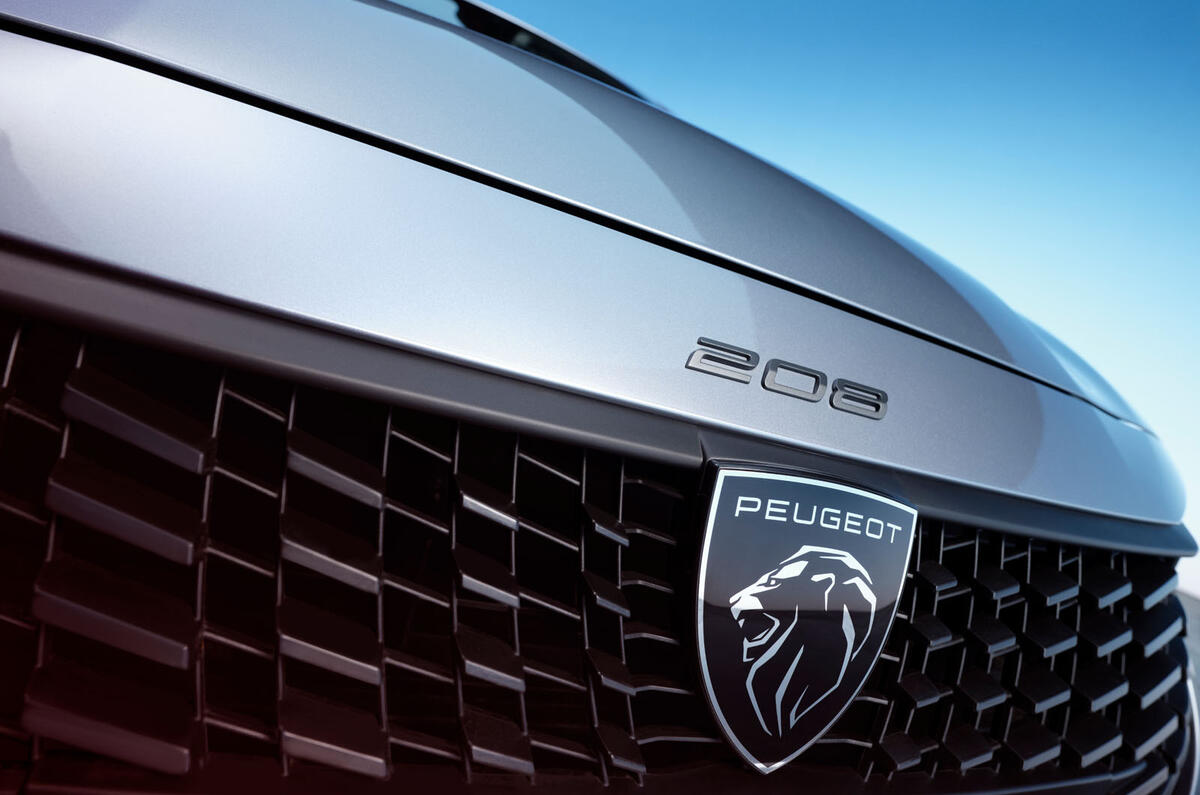 Peugeot 208 Style badge