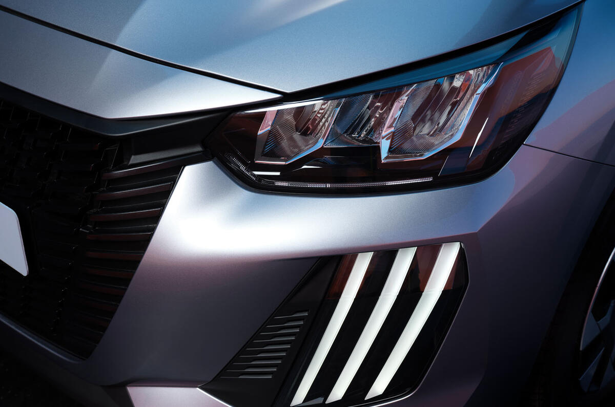 Peugeot 208 Style headlight