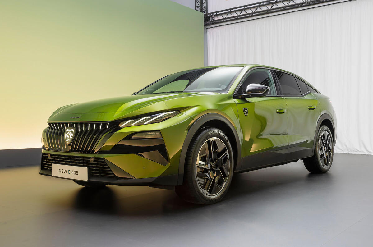 Peugeot 408 facelift 0