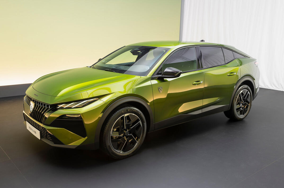 Peugeot 408 facelift 1